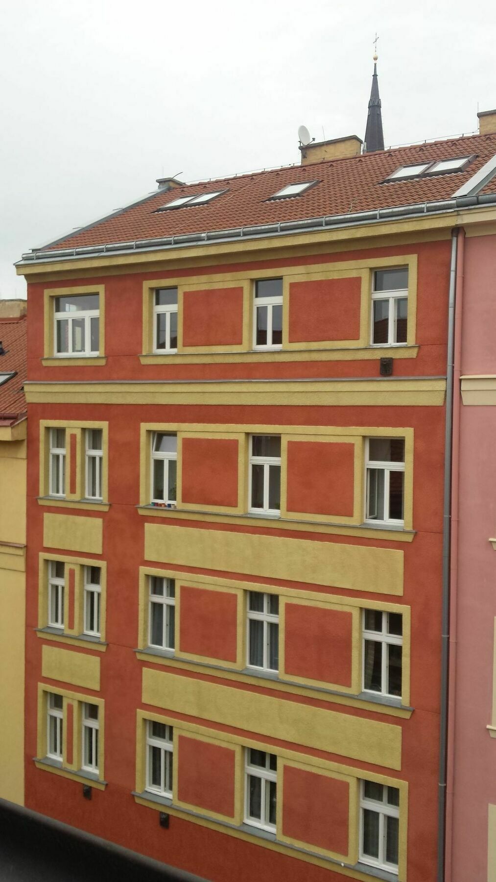 Residence Vita Nejedleho Praga Esterno foto