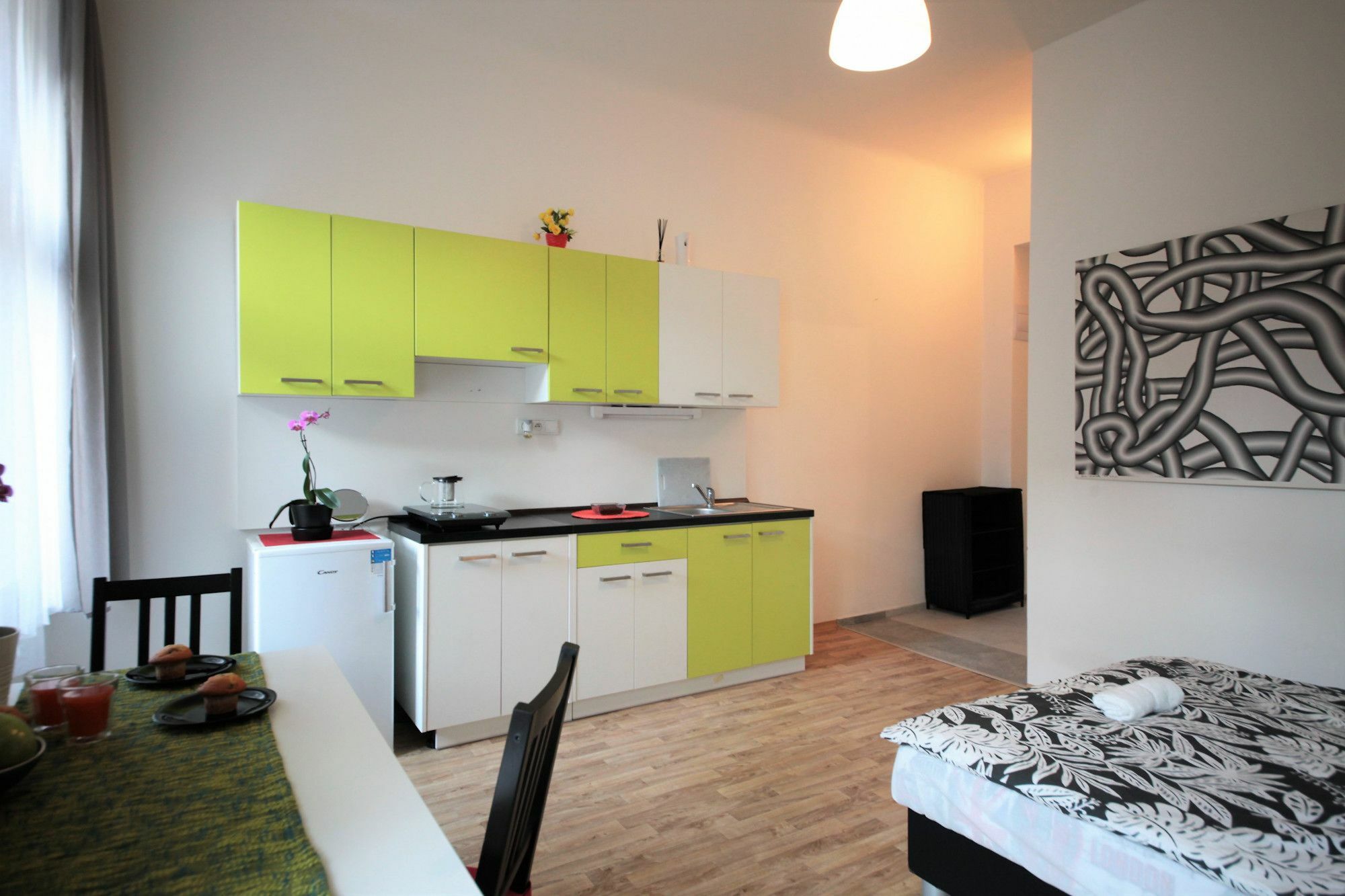 Residence Vita Nejedleho Praga Esterno foto
